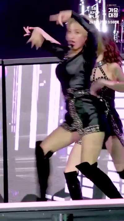 191225 TWICE - Nayeon