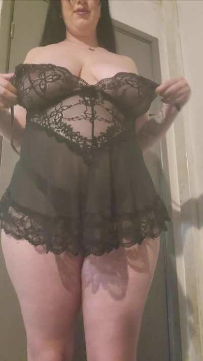 My natural tits need attention