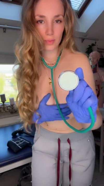 fuckdoll nurse with a stethoscope that needs a little help – can u assist ;)