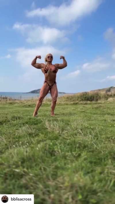 Sun, size, and strength — off-season posing on the Devon coast 💪