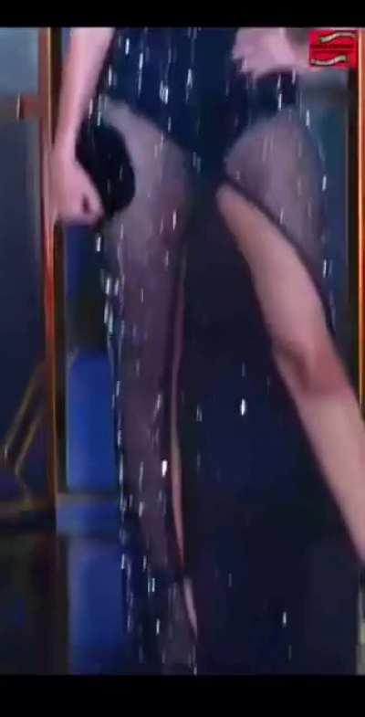 Ananya Pandey 👍👍