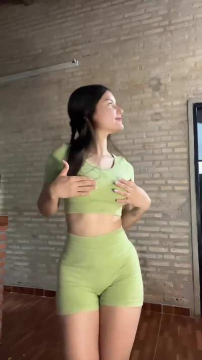 Que rica esta 🔥🍑