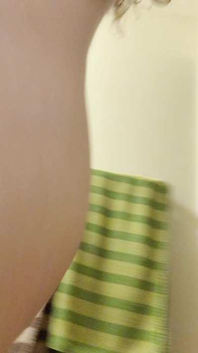 Love having to fart when I'm feeling myself up! ð¥°