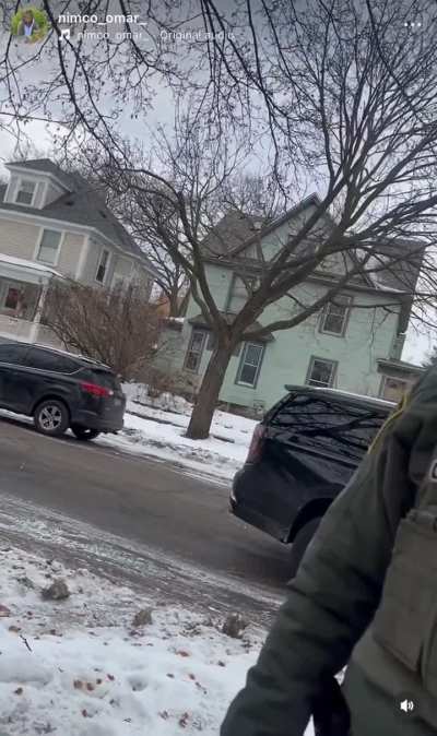 This woman is harder than steel dealing with CBP. A lesson in standing up to fascists when they have no probable cause to detain you.