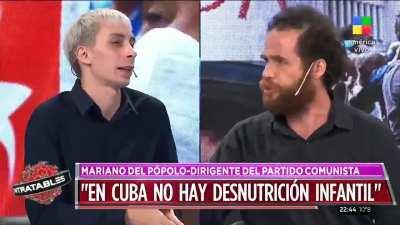 Becario del CONICET trata de explicarle a un Cubano como es Cuba