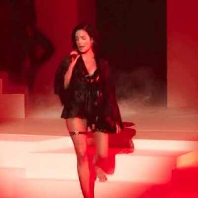 She's so sexy🔥🔥