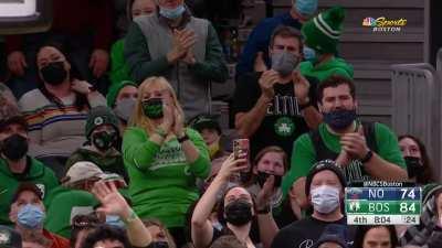 [Highlight] Nice bounce pass by Tatum leads to Aaron Nesmith And 1 dunk