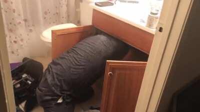 Live look at hedge funds trying to contain the GME squeeze: