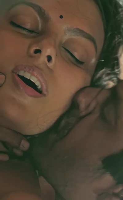 Bidita Bag [Babumoshai Bandookbaaz]