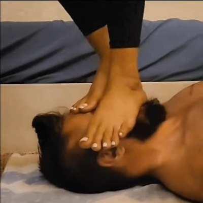 [Face Trample] Punishing my Boyfriend for Looking at Other Girls Feet (preview)