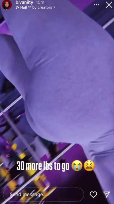 B.vaniity got ass and titties and she’s a boss 🤤