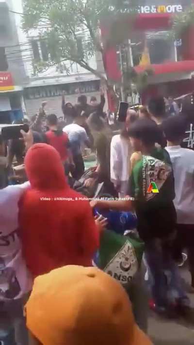 Indonesia Religious police trashing Arcade machines which Resemble Gambling