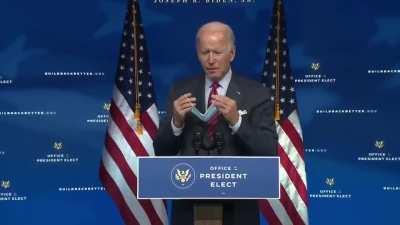 Remember when we were called conspiracy theorists for daring to suggest that they will mandate vaccines? Biden remembers...