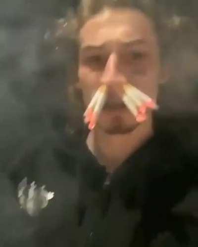 Lkkkkk o cara mama o diabo 8 vezes de uma vez