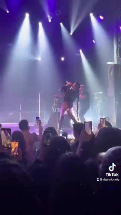 Seriously, this tour is amazing.