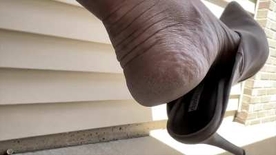 Lacreme Couldn't get a Pedicure                                                                                               
 C4S Purchase Link: https://clips4sale.com/studio/10473/29428243/could-not-get-pedicure-full-movie… 

C4S Link  