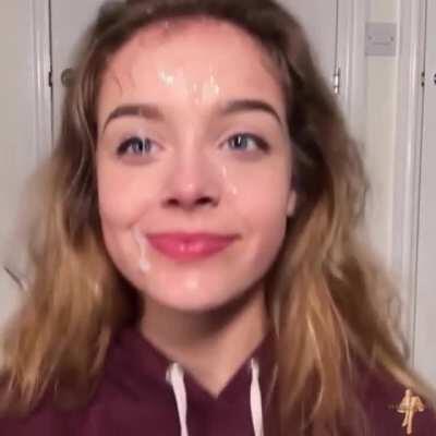 She is too cute for a rough blowjob