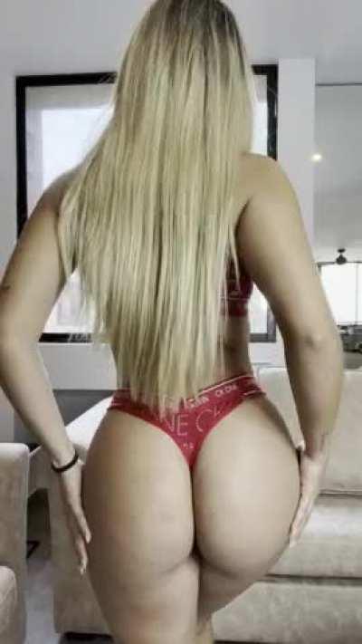 Come help me burn off these extra holiday calories 🥵