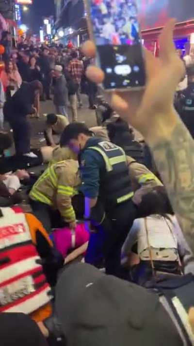 Itaewon, South Korea, Halloween party accident on the street video #2