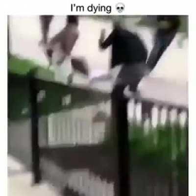 WCGW when I fight this garbage can