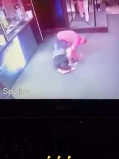 Guy gets pummeled and both of his arms snapped