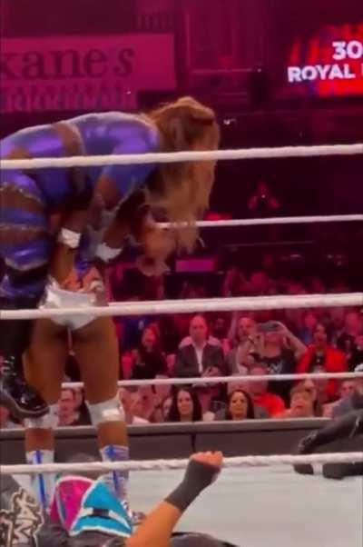 A STORM IS HERE! ⚡️💪🏽