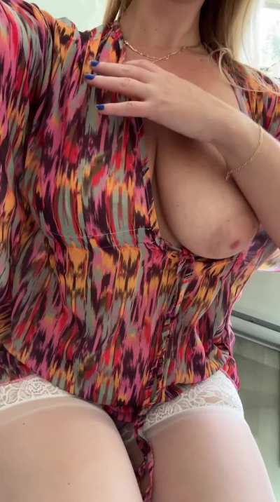 Just a cute mirror selfie