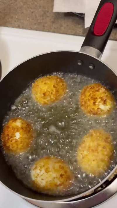 boneless buffalo eggs 😎