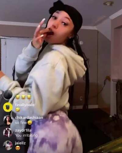 I love the way Coi Leray’s ass jiggles