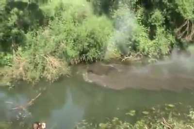 Hummer H1 Off Road Driving COMPLETELY Underwater