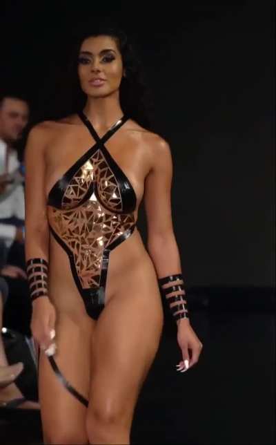 Sirena Marie - Black Tape, Miami 2022