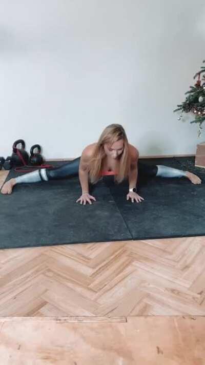 Tried something I saw and it actually worked at helping me hold longer semi-actively. Anyone tried stuff like this?