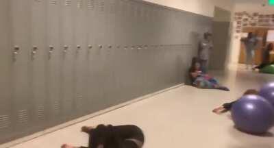 stupid attracts stupid