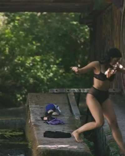 Camila Sexy Undress Scene