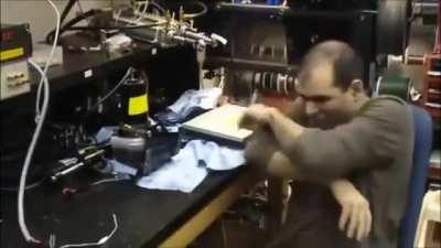 Que pasa si se convina la inutilides con la torpeza?