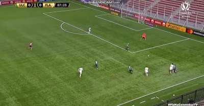 Vai acordar cedo amanhã pra trabalhar por um salário ruim? Este é Bruno Viana que recebe R$ 350mil por mês