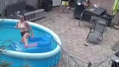 HMC while I get in this pool