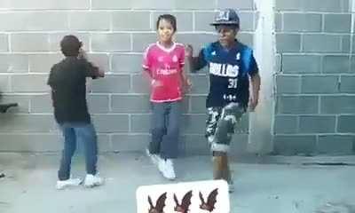 Yo y los panas cuando suena añañim