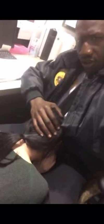 TENANT SUCKS SECURITY GUARD OFF IN OFFICE😱✊🏾