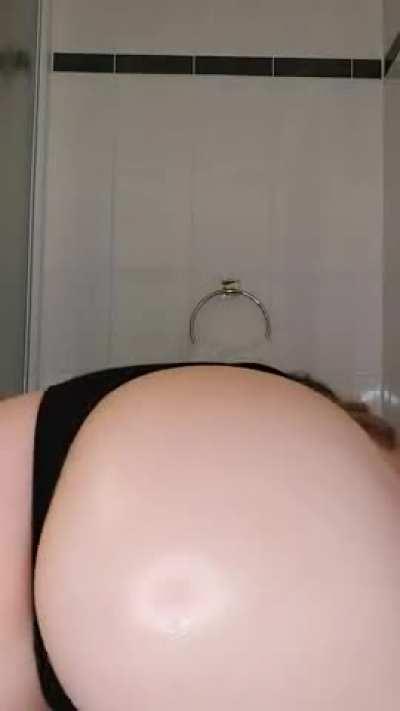 Your girlfriend won't find out. [sext] [vid] [rate] [fan] [aud] Telegram: soy_nanami / Snap: n4n.ami