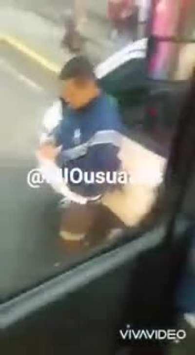 Road rage: Ambulance vs Transit Bus