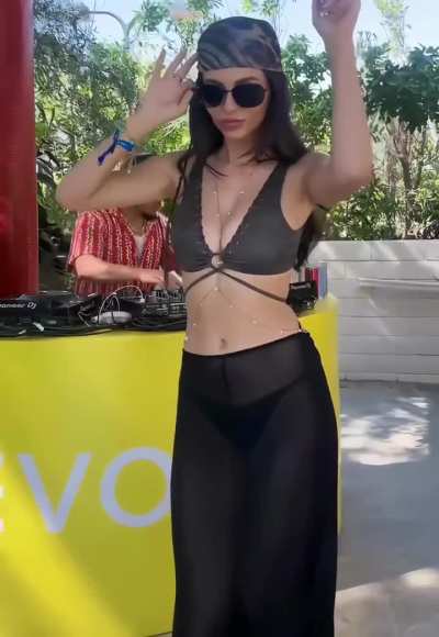 Revolve Festival | Tik Tok April 2025