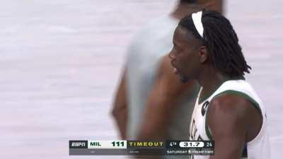 [Highlight] Jrue holiday drains the deep three to put the Bucks up 3 with 30s left in the game!