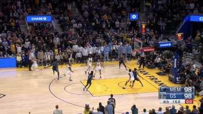 [Highlight] Draymond comes up with the clutch block on Jackson Jr's triple