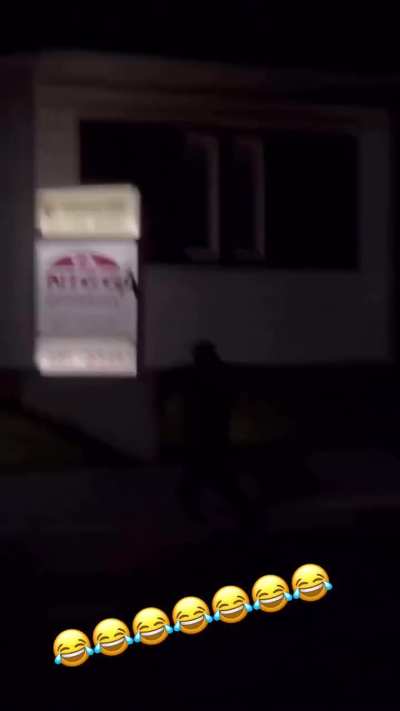 Drake the type to sneak like this