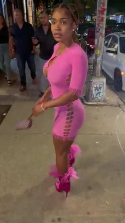 Oneka Nobrega (@by_neeks)