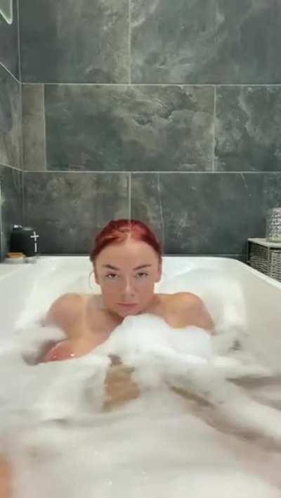 Me possibly failing to be sexy 😂