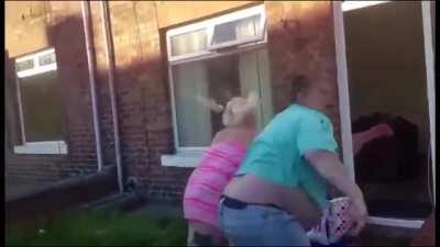 Merry Christmas to all 🥴 Love thy neighbor