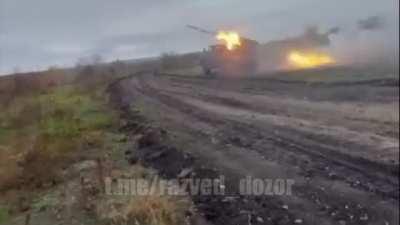 RU pov: UA assault groups made an attempt to flank Kuzemovka through a forest, but were stopped by RU soldiers near a railway, after which the Grads worked on their position