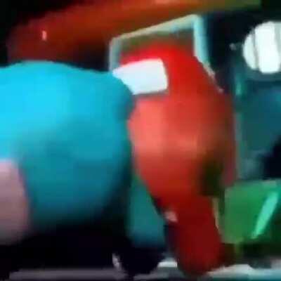 When the imposter is horny😳😳😳